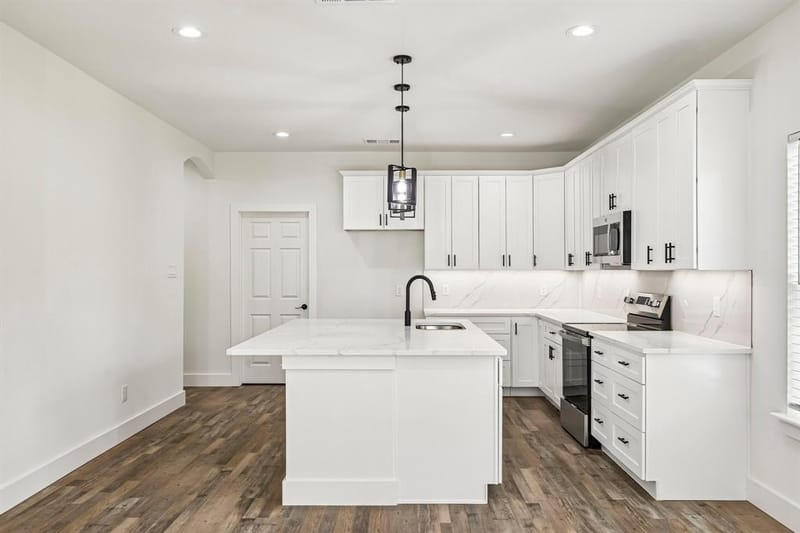 305 Campbell Street, Terrell TX 75160 - Photo 11