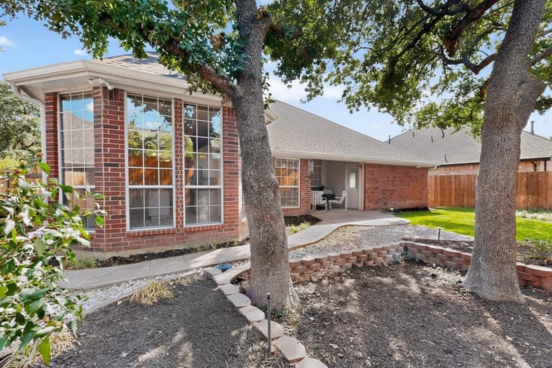 6615 Shelton Home Court, Arlington TX 76017 - Photo 32