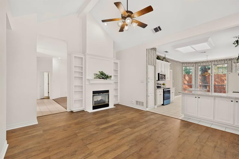 6615 Shelton Home Court, Arlington TX 76017