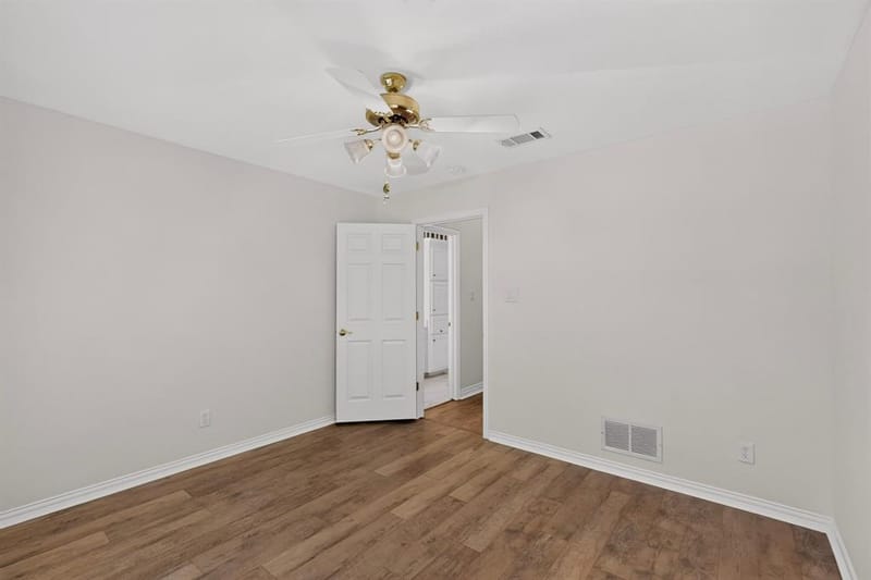 6615 Shelton Home Court, Arlington TX 76017 - Photo 24