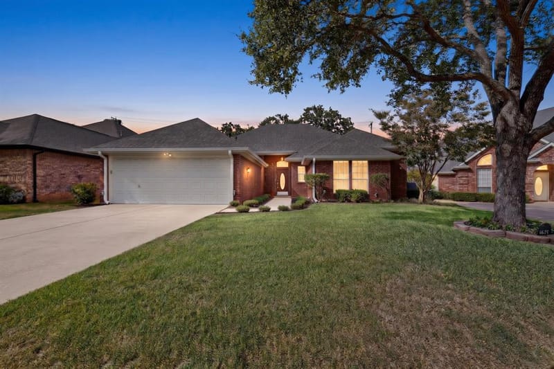 6615 Shelton Home Court, Arlington TX 76017 - Photo 35