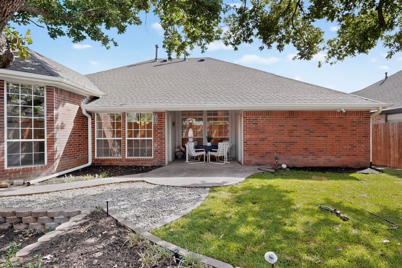 6615 Shelton Home Court, Arlington TX 76017 - Photo 31