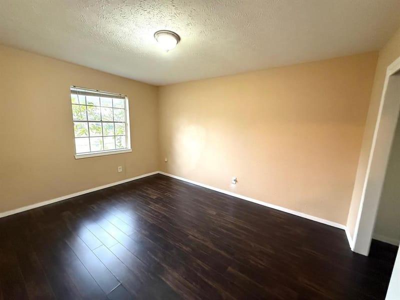 2705 Tanglewood Drive, Lancaster TX 75134 - Photo 12