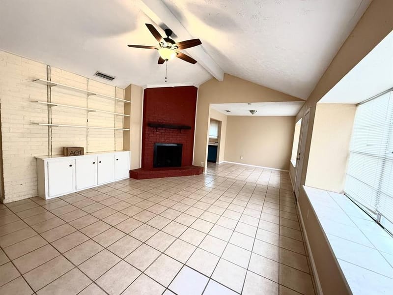 2705 Tanglewood Drive, Lancaster TX 75134 - Photo 7