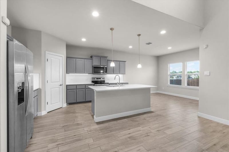 344 Valentine Court, Burleson TX 76028 - Photo 7