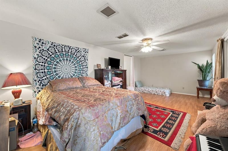 2721 Vancouver Street, Irving TX 75062 - Photo 18