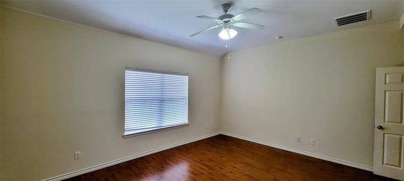 9221 Wild River Drive, Arlington TX 76002 - Photo 11