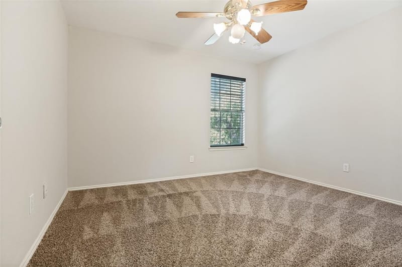 4503 Malvern Hill Road, Grand Prairie TX 75052 - Photo 11
