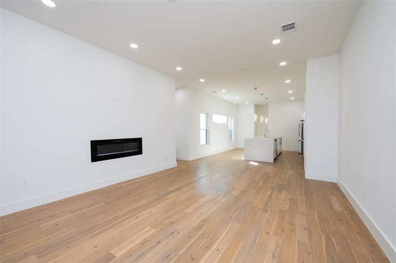 2507 Crossman Avenue, Dallas TX 75212 - Photo 9