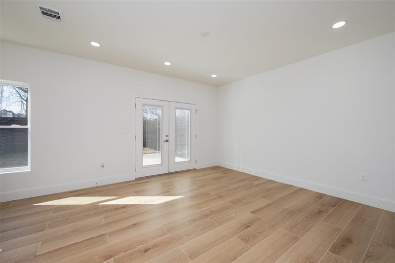 2507 Crossman Avenue, Dallas TX 75212 - Photo 4