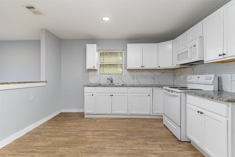 1322 Galloway Avenue, Dallas TX 75216 - Photo 4