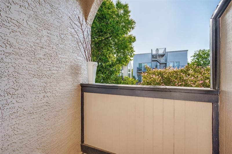 4102 Buena Vista Street # 13, Dallas TX 75204 - Photo 23