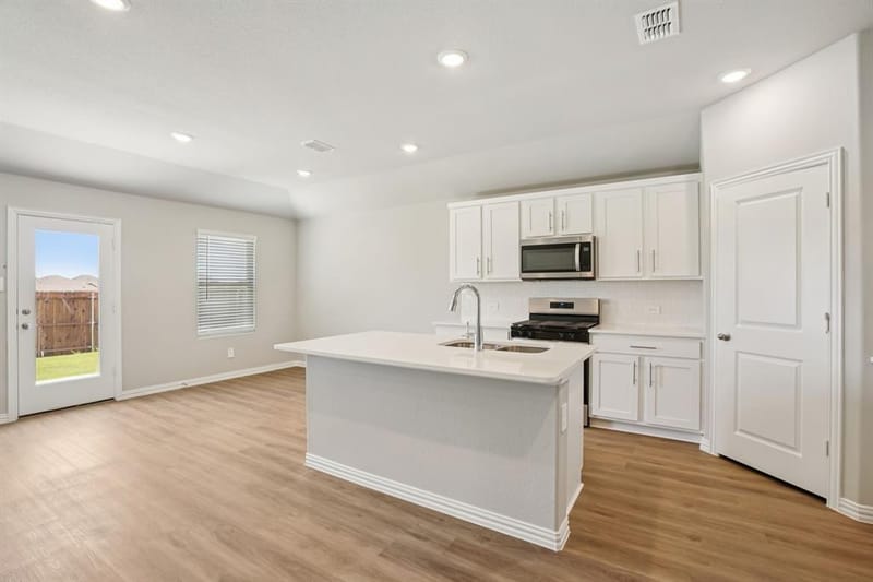 1752 Onion Creek Place, Crandall TX 75114