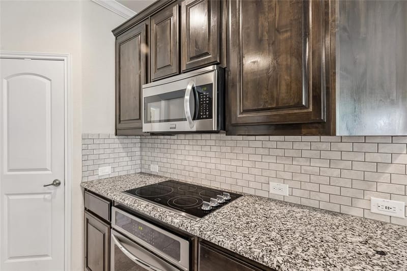 3907 Gentle Breeze Court, Arlington TX 76017 - Photo 13