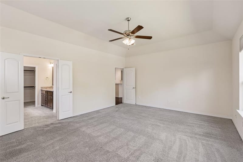 3907 Gentle Breeze Court, Arlington TX 76017 - Photo 17