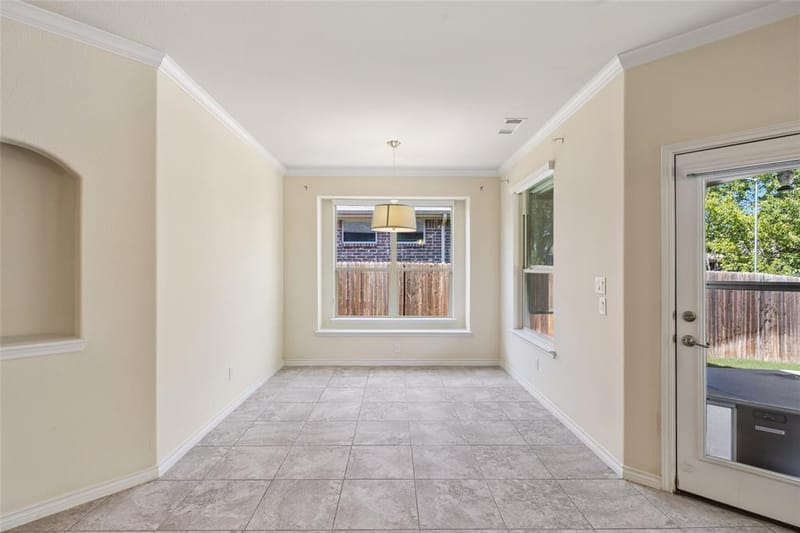 3907 Gentle Breeze Court, Arlington TX 76017 - Photo 11