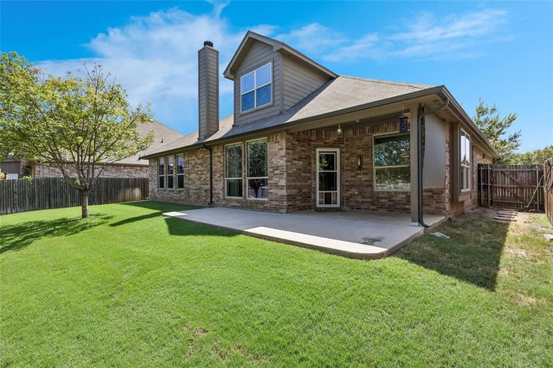 3907 Gentle Breeze Court, Arlington TX 76017 - Photo 29