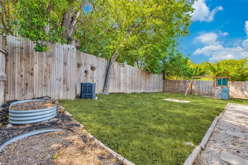 7934 Claremont Drive, Dallas TX 75228 - Photo 23