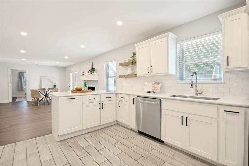 7934 Claremont Drive, Dallas TX 75228 - Photo 13