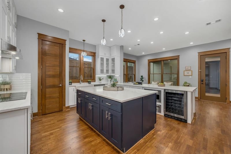 6045 Velasco Avenue, Dallas TX 75206