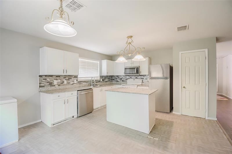 1505 Timberline Court, Sherman TX 75092 - Photo 12
