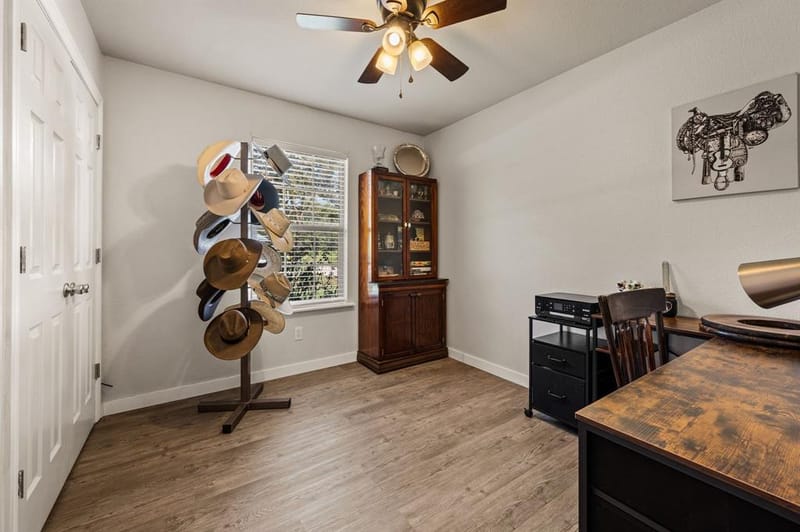 110 Shady Springs Drive, Runaway Bay TX 76426 - Photo 13