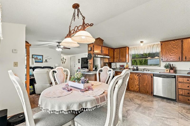 934 Elm Grove Road, Valley View TX 76272 - Photo 20