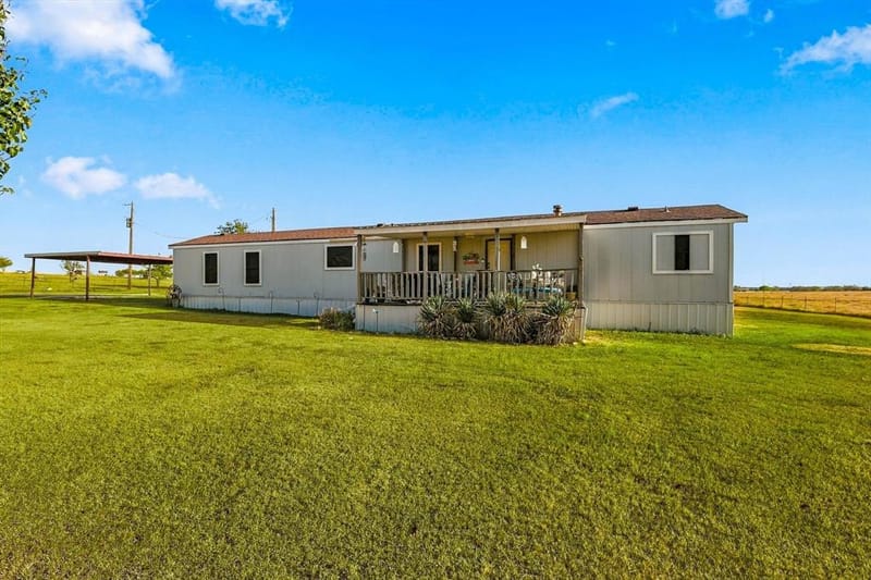 934 Elm Grove Road, Valley View TX 76272 - Photo 9
