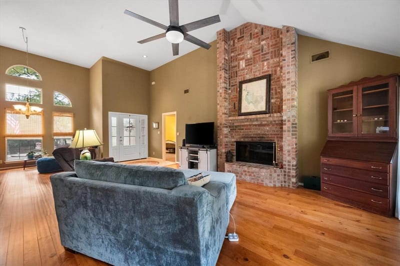 6511 Westover Drive, Granbury TX 76049 - Photo 13