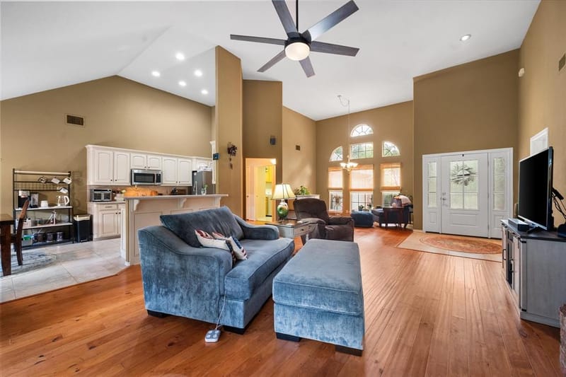 6511 Westover Drive, Granbury TX 76049 - Photo 12