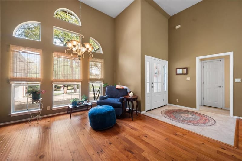 6511 Westover Drive, Granbury TX 76049 - Photo 7