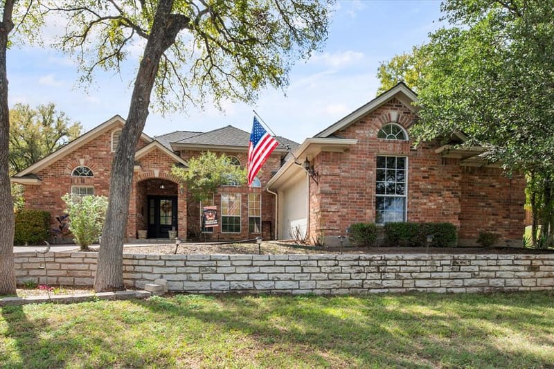 6511 Westover Drive, Granbury TX 76049 - Photo 5