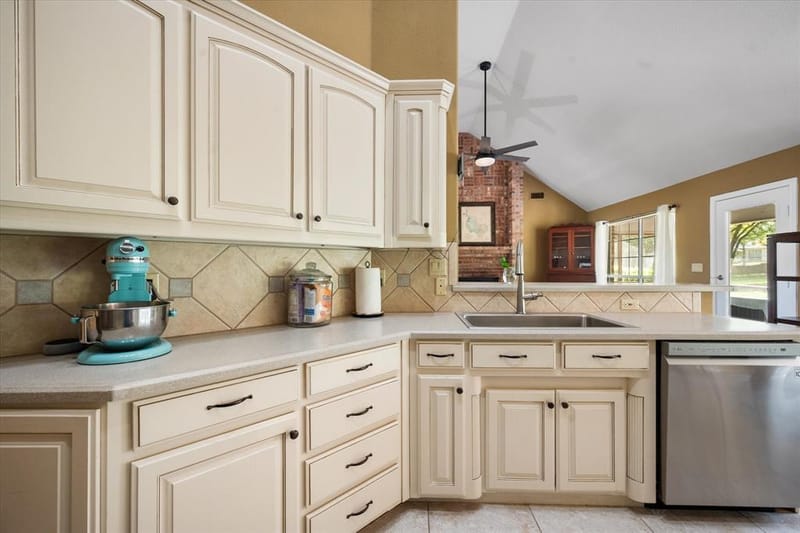 6511 Westover Drive, Granbury TX 76049 - Photo 19