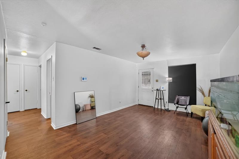 1262 Hidden Valley Drive, Dallas TX 75241 - Photo 7