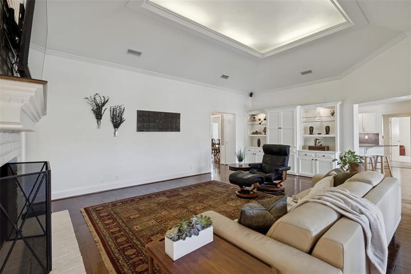 16308 Fallkirk Drive, Dallas TX 75248 - Photo 9