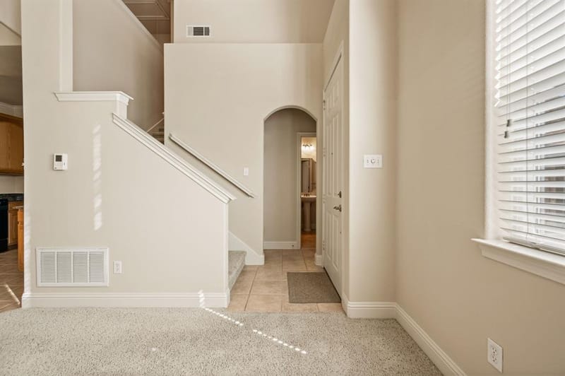 614 Rosemead Drive, Euless TX 76039 - Photo 3