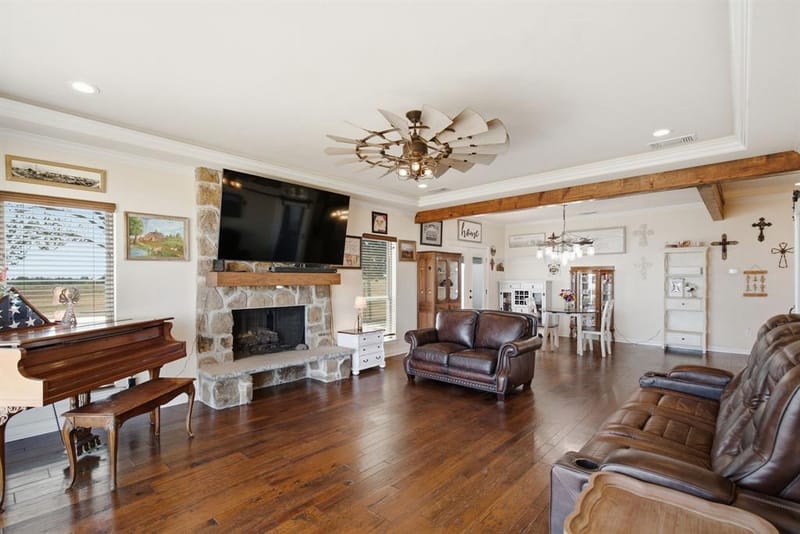 100 Shadle Ridge Court, Poolville TX 76487 - Photo 6
