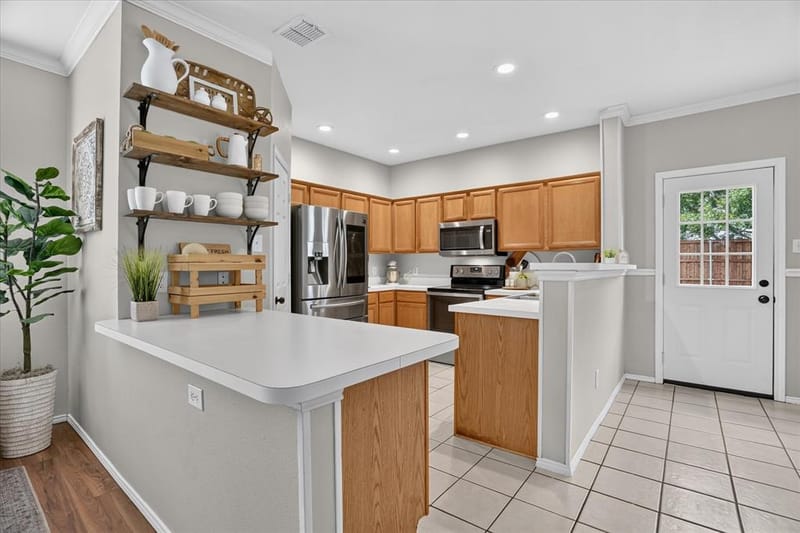 8425 Greylock Court, Fort Worth TX 76137