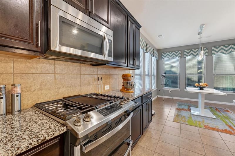 808 Green Coral Drive, Little Elm TX 75068 - Photo 8