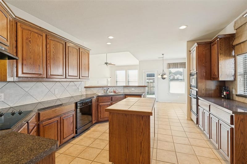 4517 Dartford Court, McKinney TX 75070 - Photo 10