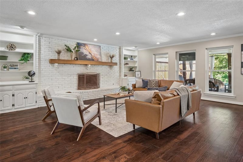 2705 Prairie Creek Court, Plano TX 75075 - Photo 7