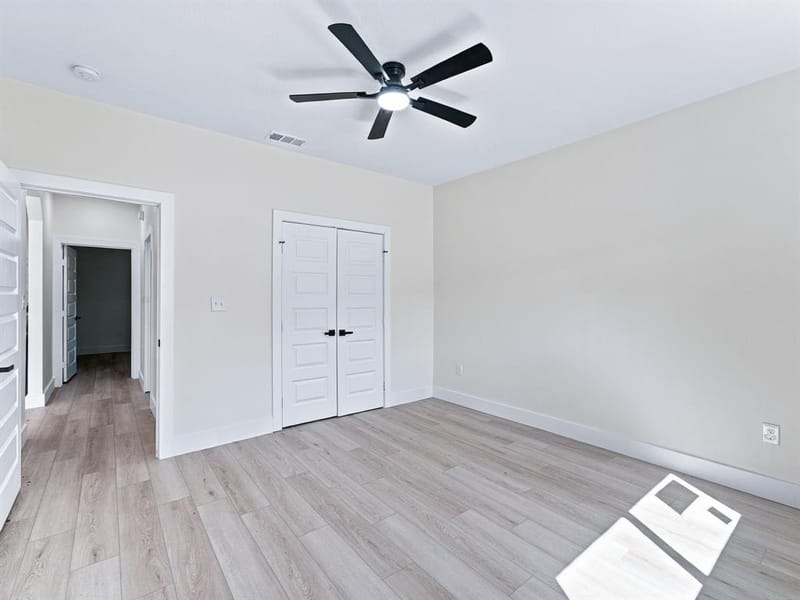 507 Staffordshire Drive, Irving TX 75061 - Photo 15
