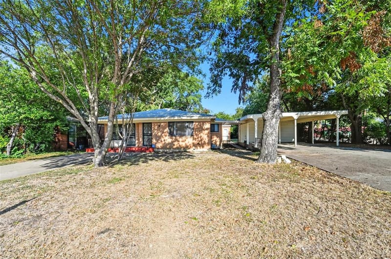 3512 Park Ridge Boulevard, Fort Worth TX 76109 - Photo 2