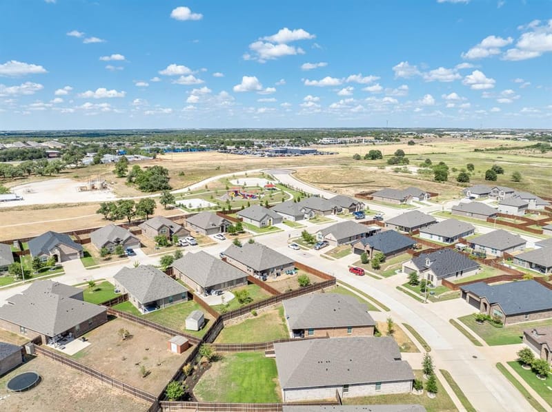 1840 Ruffian Road, Granbury TX 76049 - Photo 32