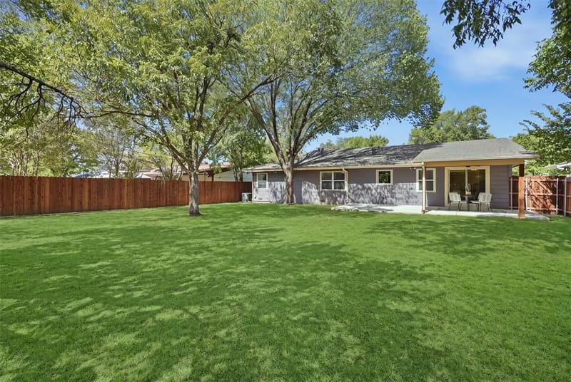 4709 Selkirk Drive, Fort Worth TX 76109 - Photo 5