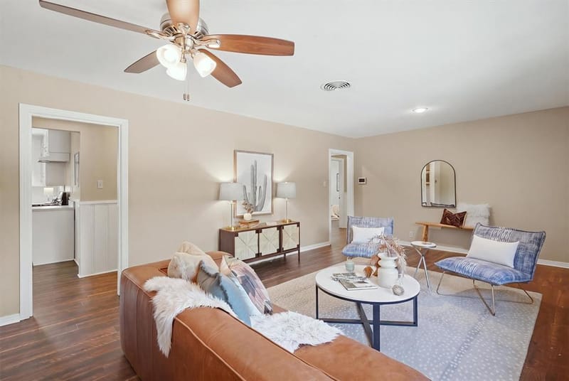 4709 Selkirk Drive, Fort Worth TX 76109 - Photo 4