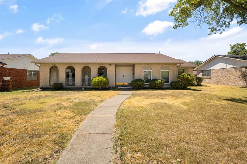 2107 Aloha Drive, Mesquite TX 75150 - Photo 2