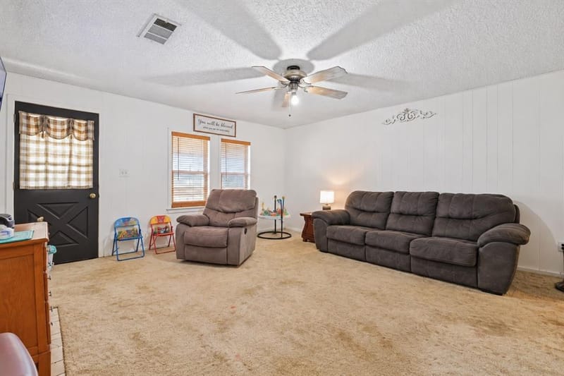 681 County Road 1102, Rio Vista TX 76093 - Photo 6