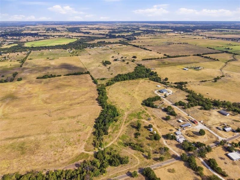 681 County Road 1102, Rio Vista TX 76093 - Photo 10