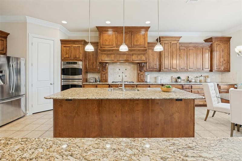 10918 Beauty Lane, Dallas TX 75229 - Photo 9